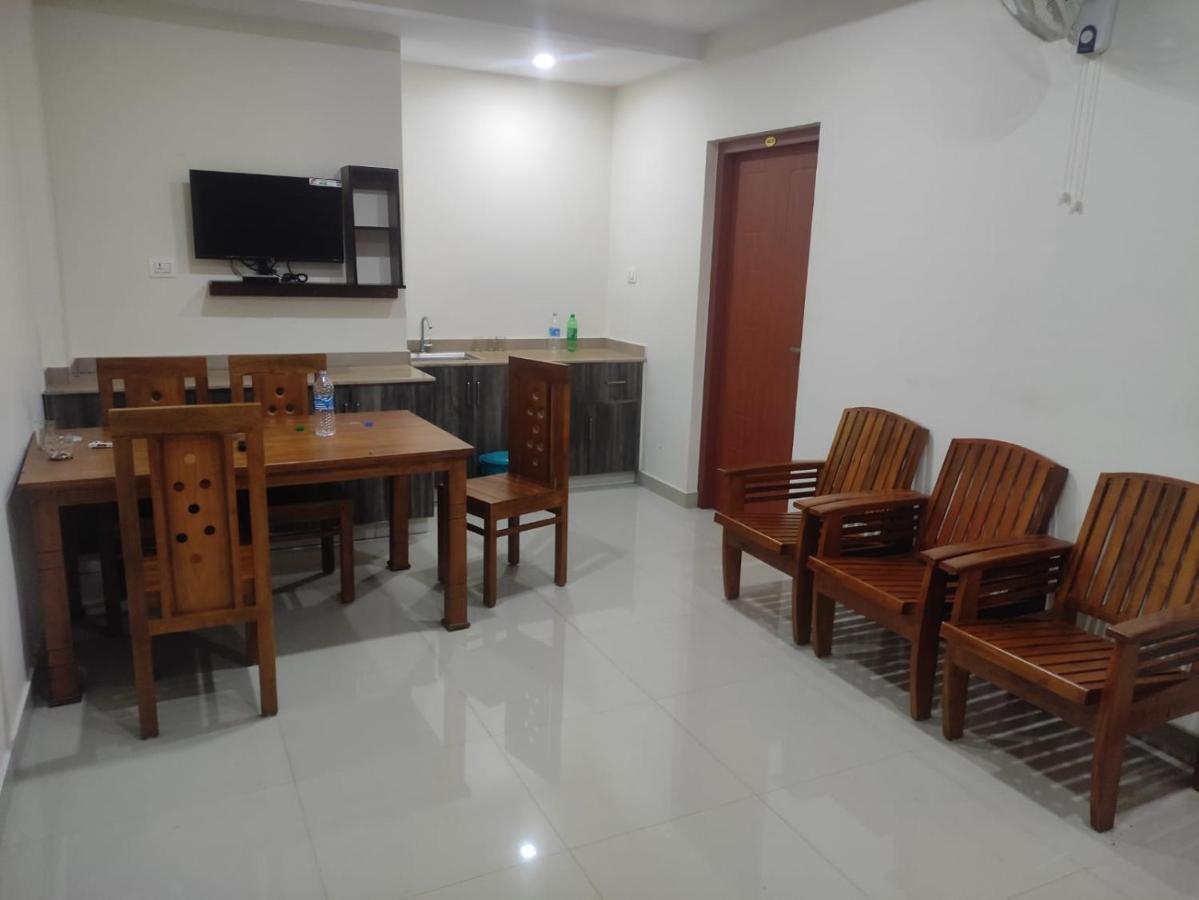 Pms Dhabi Residency Hotel Kottakkal Ngoại thất bức ảnh
